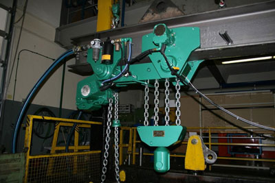 JD Neuhaus hoist